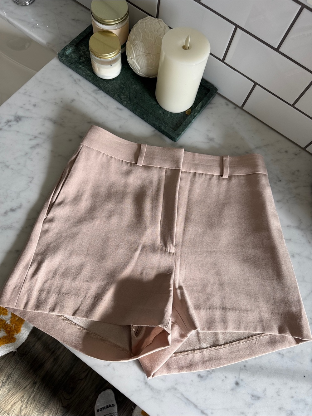 ARITZIA Babaton Agency Mini Shorts - Picture 7 of 9